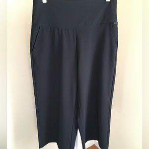 MPG sport wide leg cropped black pants.